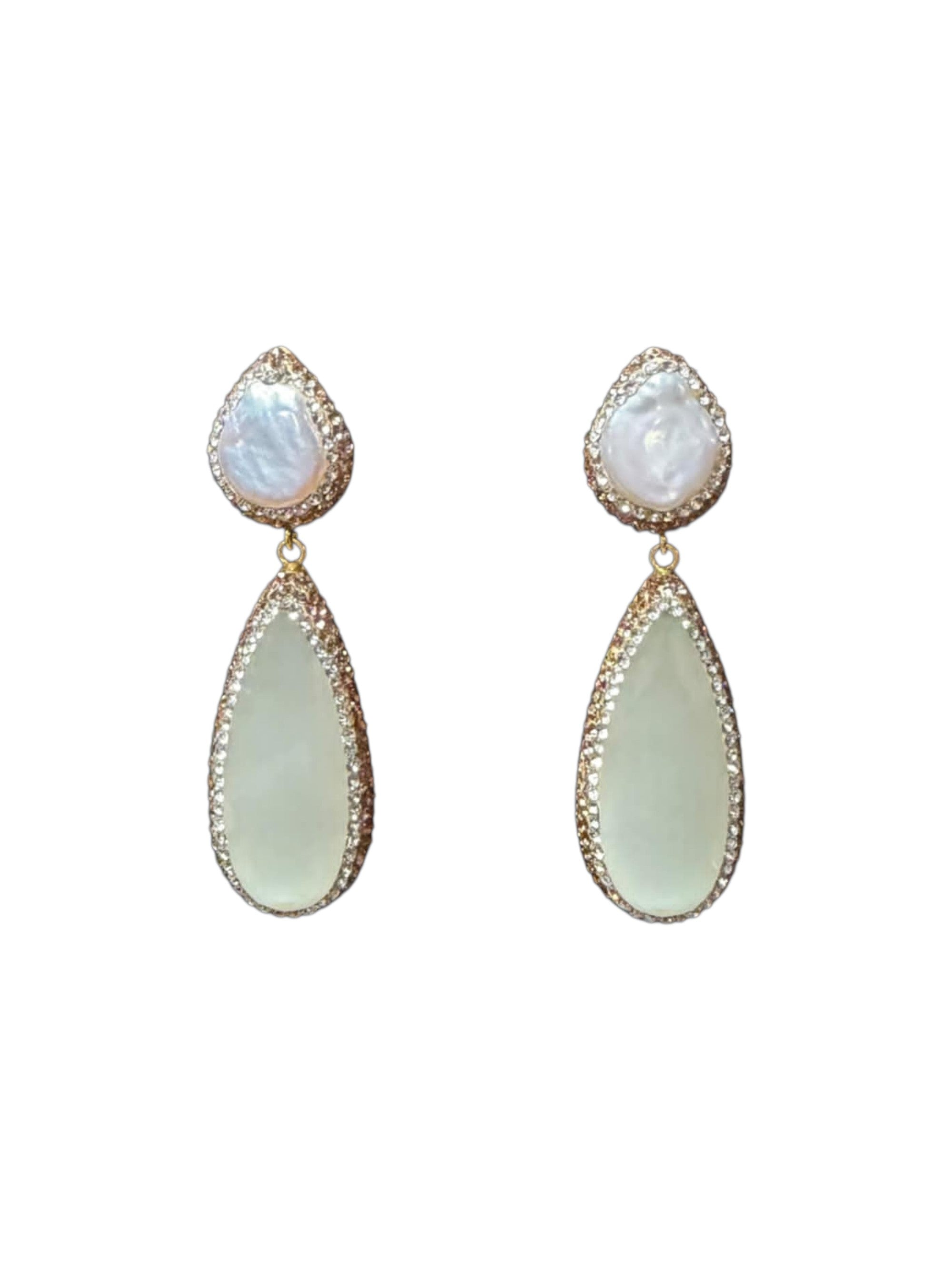 Pendientes colgantes de lágrima de calcedonia engastada y perlas barrocas "Avalon"