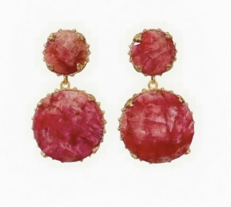 Los pendientes de gota de rubí "Ruby Bloom"